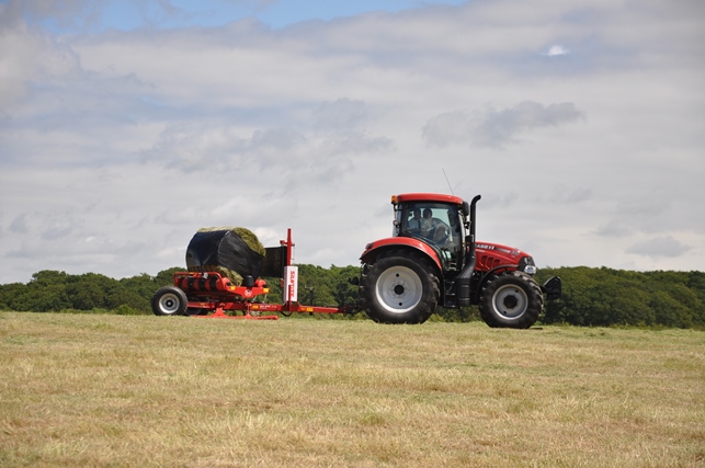 Lely silage wrapper